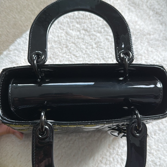DIOR Small Lady Dior Quilt Patent Leather Black - Picture 14 of 16
